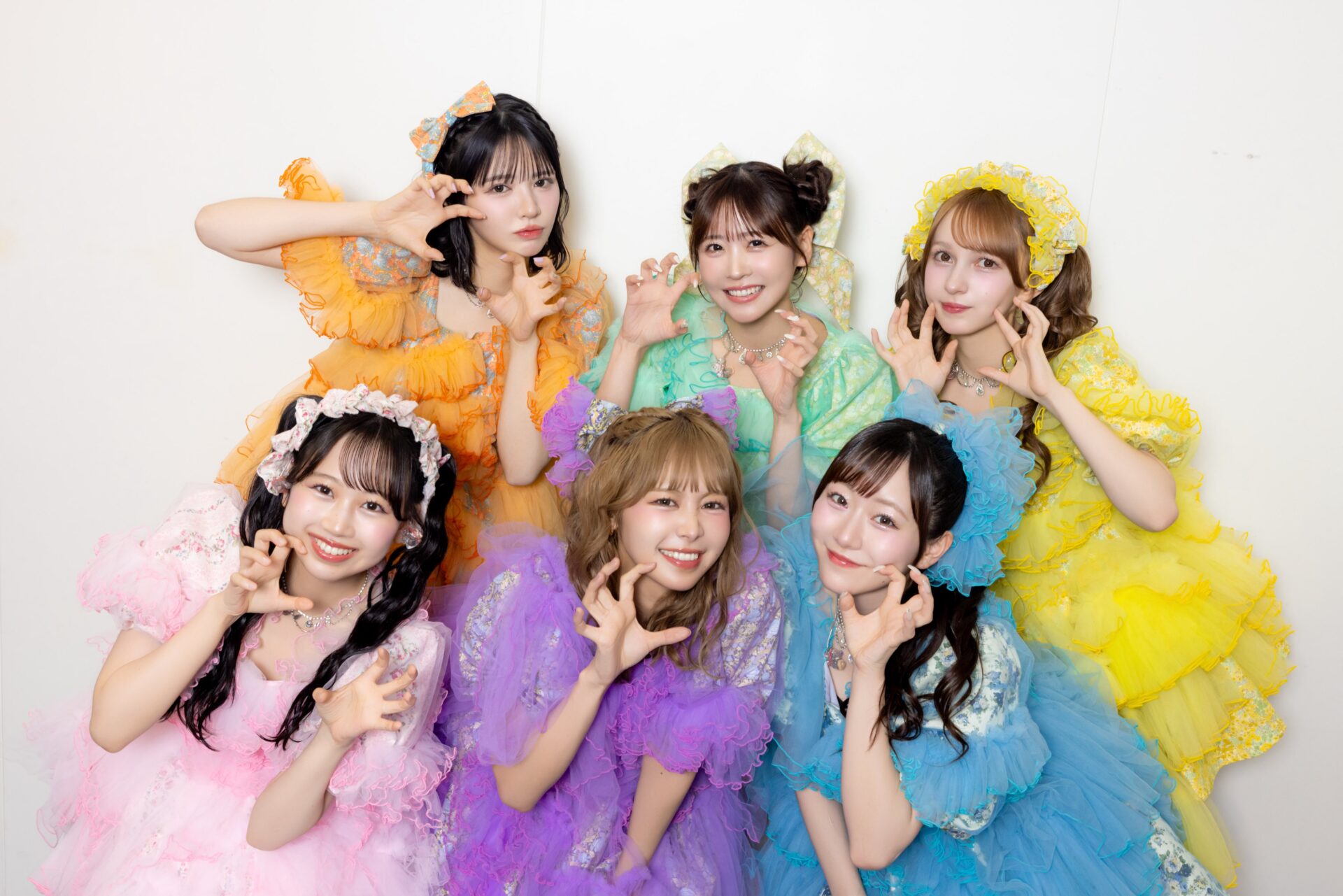 月足天音, フルーツジッパー, 卒業