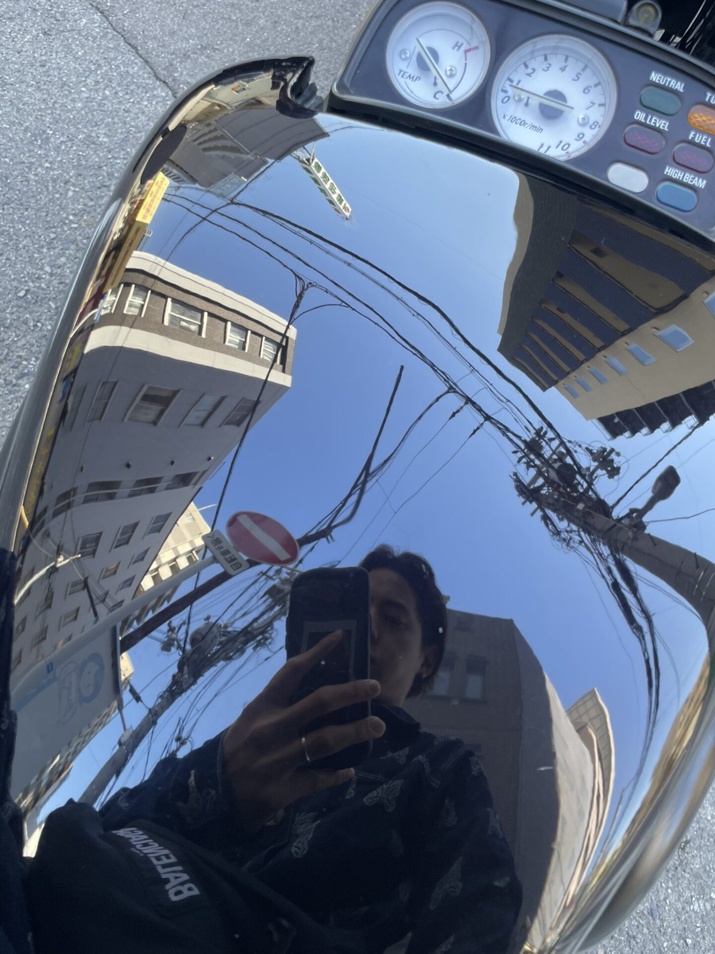 モナキ, ケンケン, 既婚者